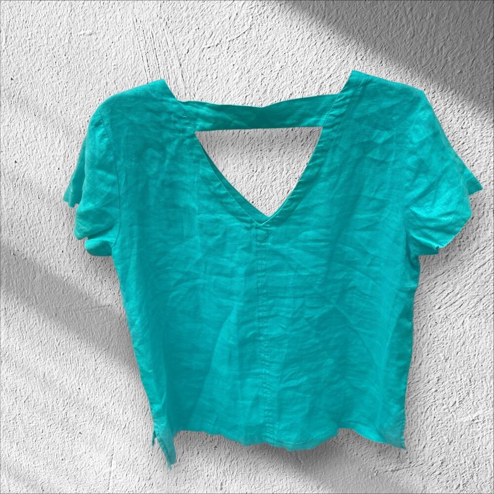 C&C Linen Short Sleeve Shirt Top Blouse M Blue Light Airy Peekaboo Back - Picture 4 of 9